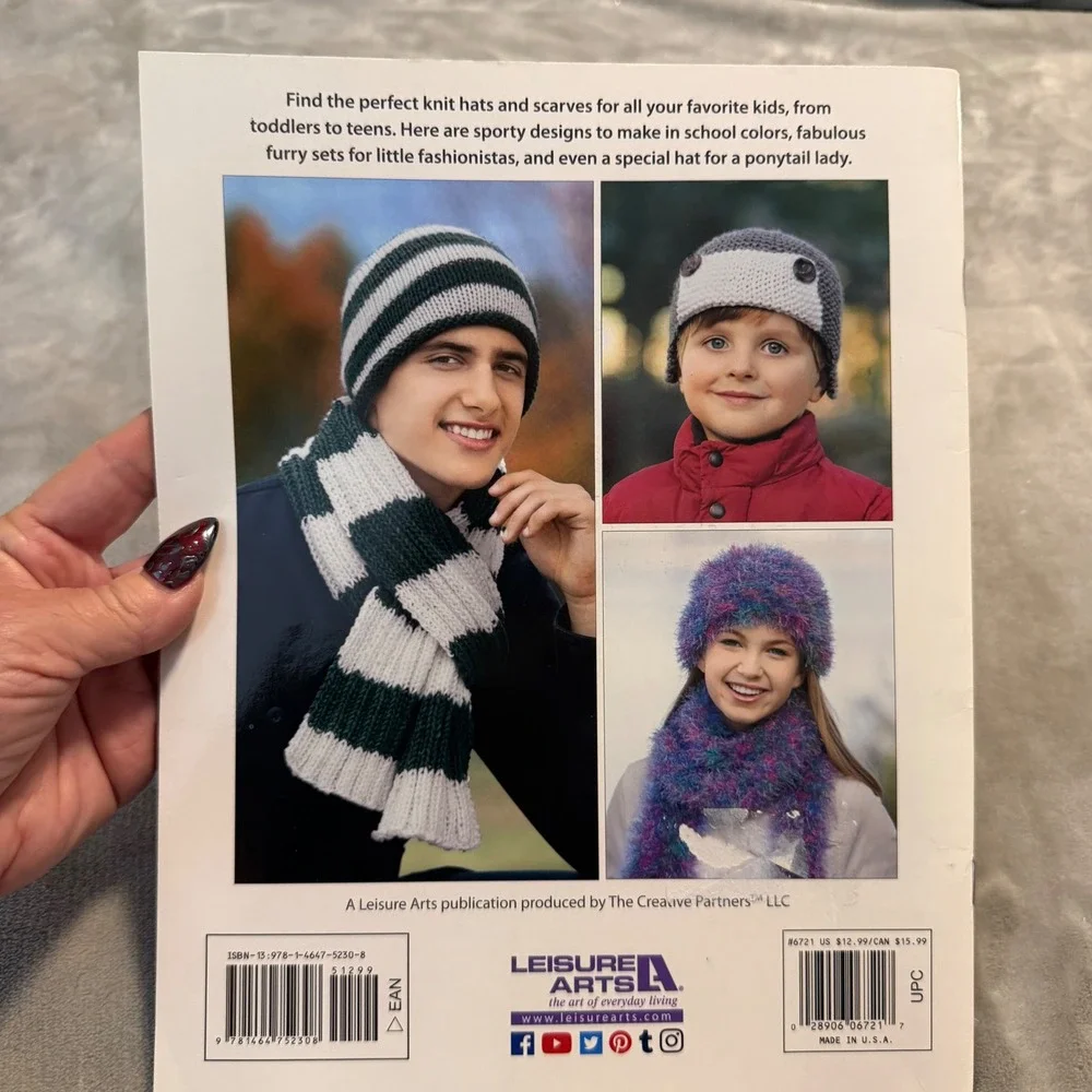 Hats & Scarves for Kids Knitting‎ Pattern Book – 36 Designs by Rita Weiss